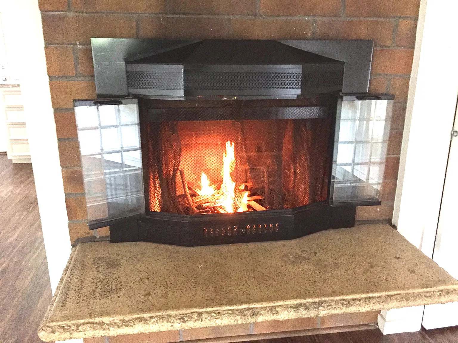 2 bed, 900 sqft, $2,050 — Photo 4