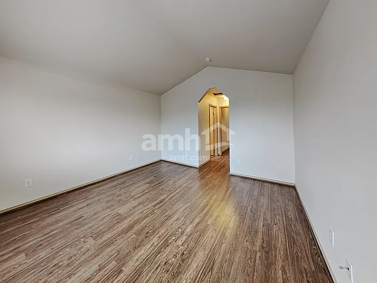 8905 134th St E — Photo 12