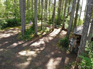 40 N Mount Noyes Pl, Hoodsport, WA