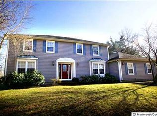 1 Terry Ln, Middletown, NJ 07748