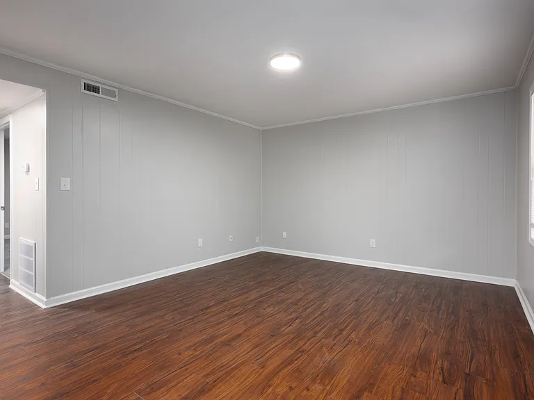 Fairfield Apartments — Photo 6
