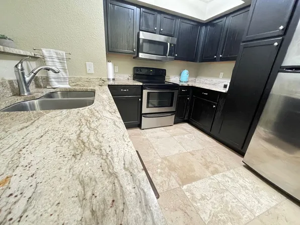 2801 Chancellorsville Dr, Tallahassee, FL