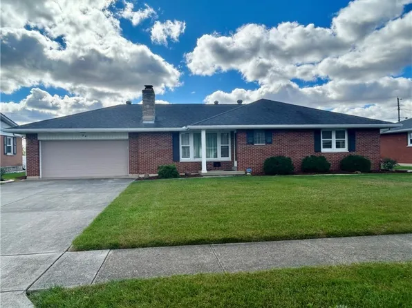 34 March Ave, Brookville, OH 45309