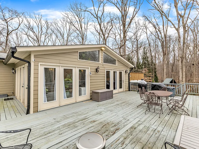 1126 Trailwood Dr — Photo 99