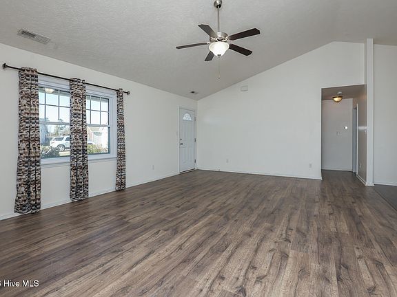 5th image of 302 Brigham Court