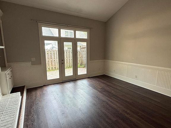 4th image of 105 Gates Drive