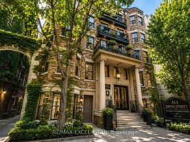 414 Jarvis St