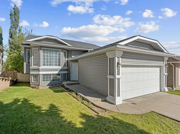 28 S Harvest Oak Dr NE, Calgary, AB T3K 4E2