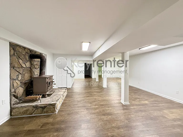 4910 Bal Harbor Dr — Photo 11