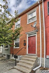159 E Louther St, Carlisle, PA, 17013