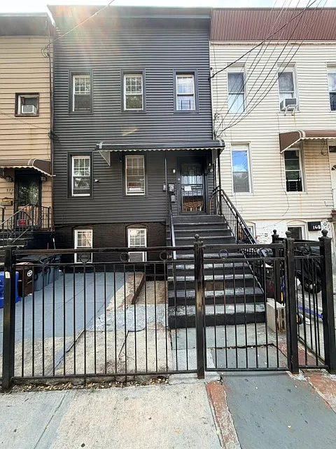 170 Atkins Ave #3