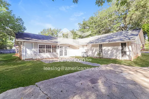 1514 Edgewood Pl Photo 1