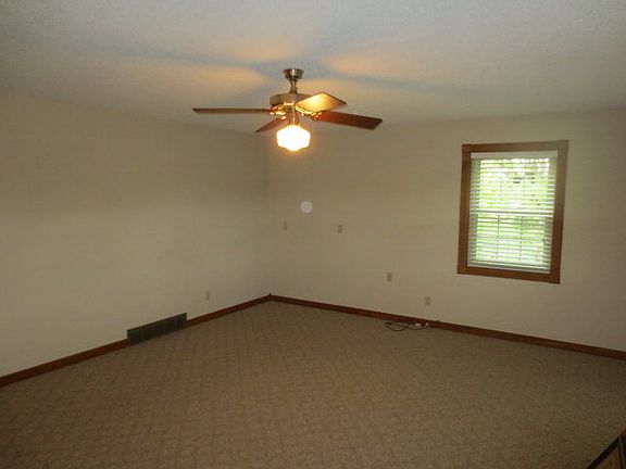 3rd image of 2163 N Jackson Hwy