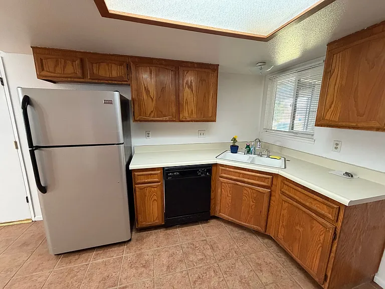 4309 Rosewall St — Photo 9