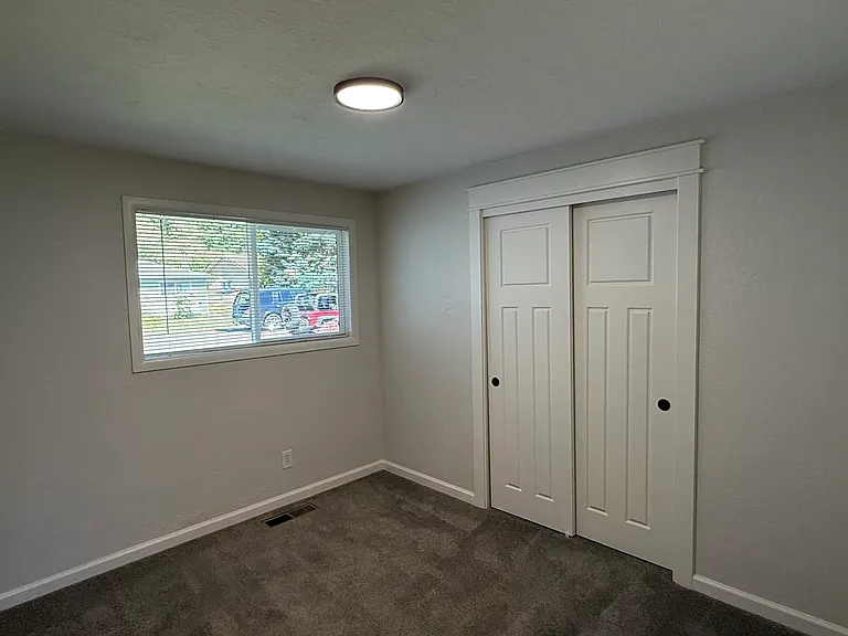 451 Hrubetz Rd SE — Photo 20