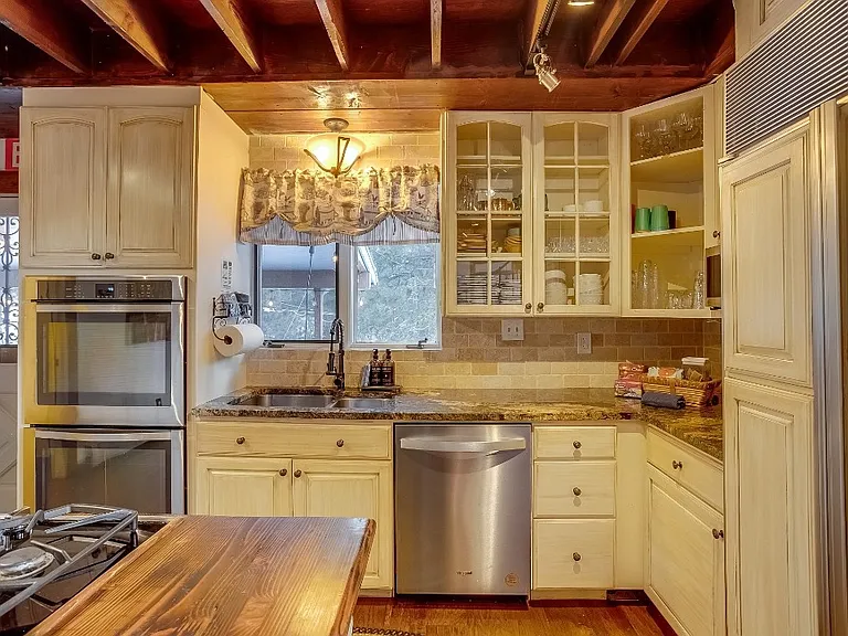 S Skyline Dr — Photo 9