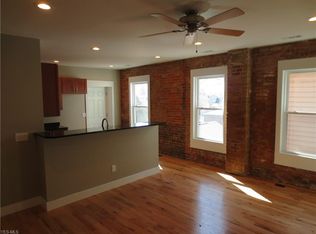 1967 W 58th St APT 3, Cleveland, OH 44102