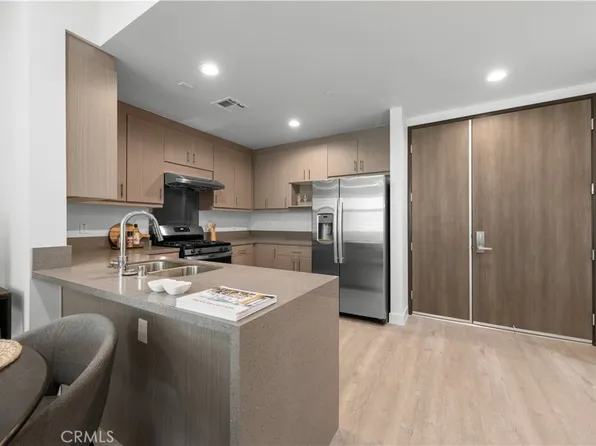 168 S Monterey St #212, Alhambra, CA 91801