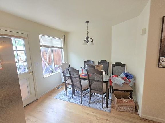 4th image of 4465 Parfet Street