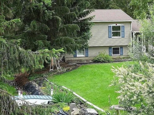30 Hornbrook Rd, Ithaca, NY 14850