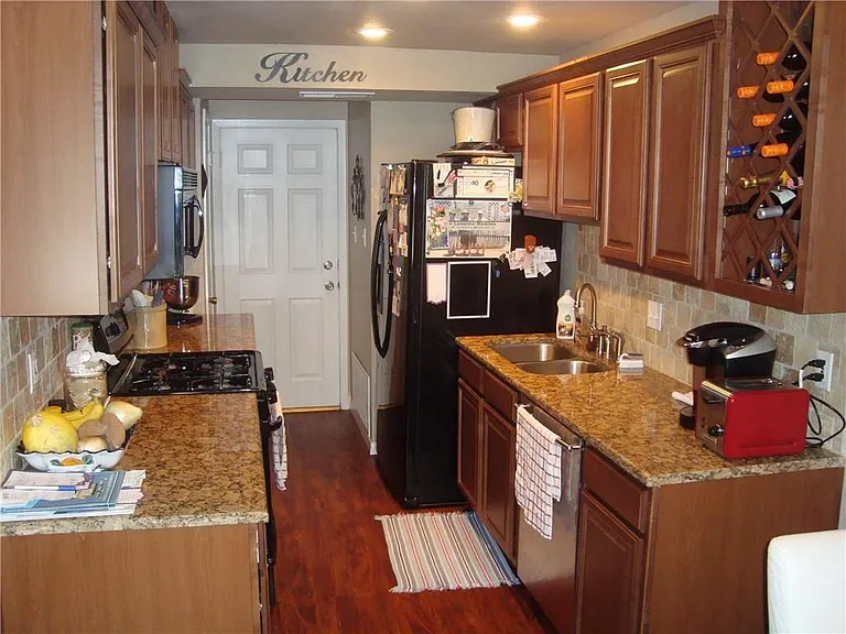 6203 Emerald Forest Dr #B — Photo 12
