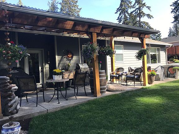 4th image of 14408 18th Avenue Ct S