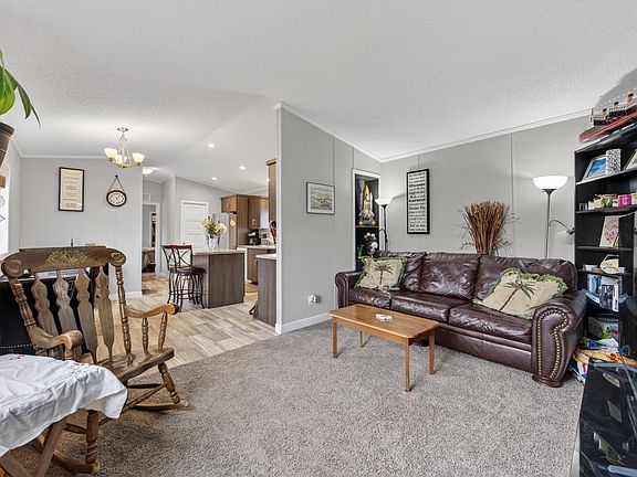 4th image of 5005 River Rd #107