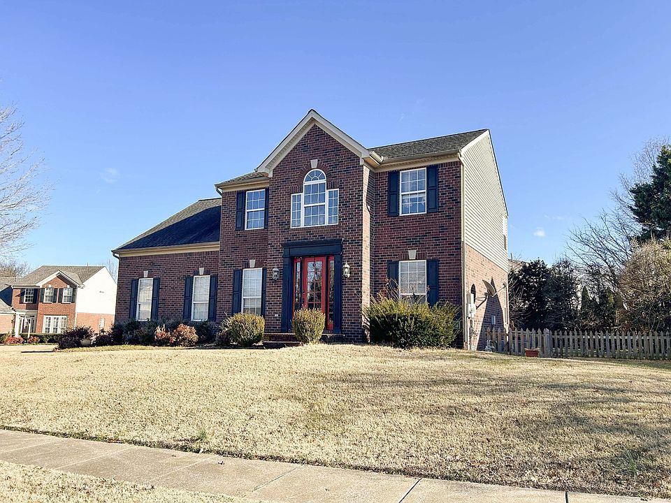1st image of 117 Tyne Dr