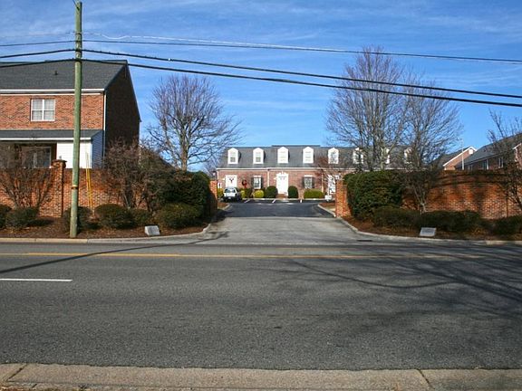 3rd image of 400 Sunset Dr #P80