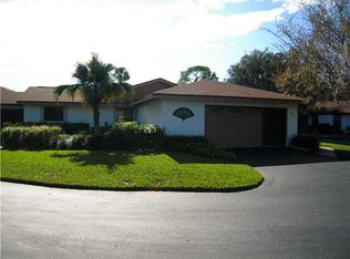 6279 N Mirror Lake Dr, Sebastian, FL 32958