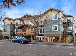 128 4th Ave S APT 304, Edmonds, WA 98020