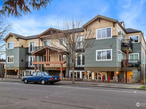 128 4th Avenue S #304, Edmonds, WA 98020