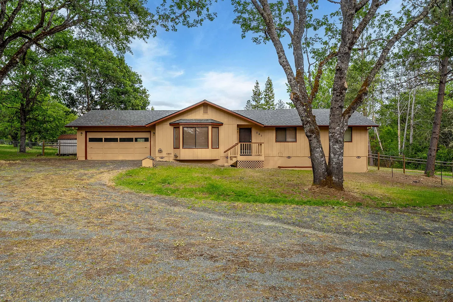 243 Stanvira Way photo 1