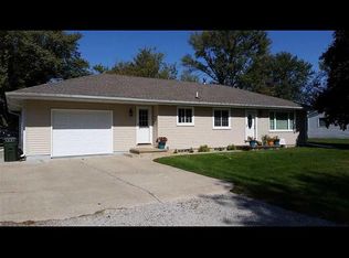 1021 Joy St, Cedar Falls, IA 50613