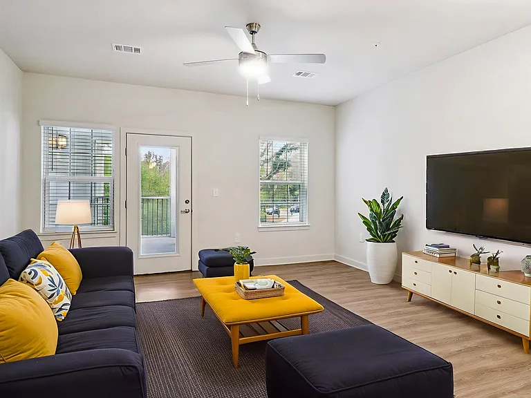Broad River Village Apartment Homes — Photo 12