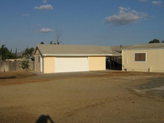 2nd image of 25619 Troy Ln