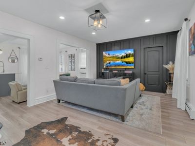 42 Richelieu Pl, Newark, NJ, 07106
