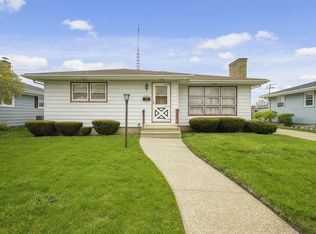 2010 25th St, Kenosha, WI 53140