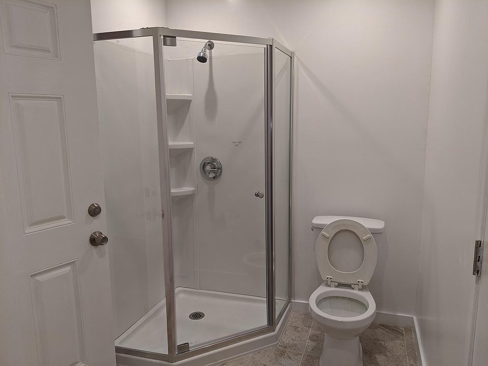 1st image of 215 E Okeefe St #12