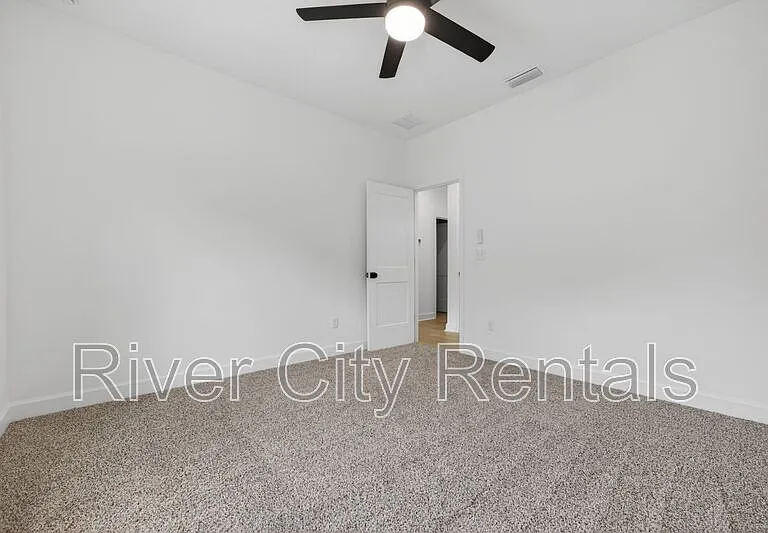 9281 Dolphin St — Photo 16