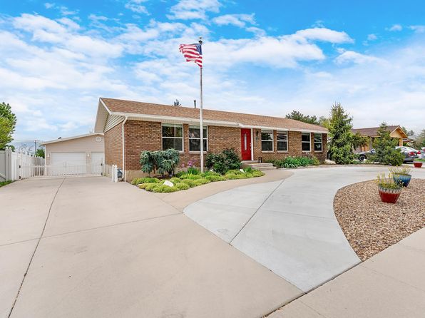 10652 S Savannah Dr, Sandy, UT 84094