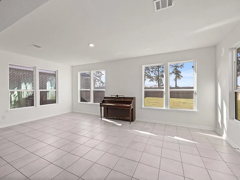 25619 Cartington Ln — Photo 12