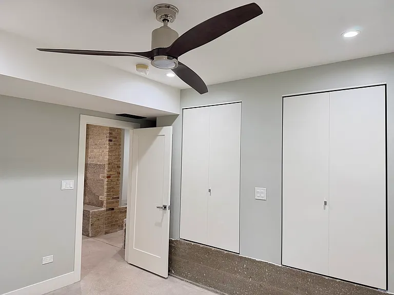 4730 W Grace St #1B — Photo 15