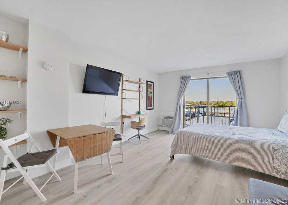 1st image of 7904 West Dr APT 104
