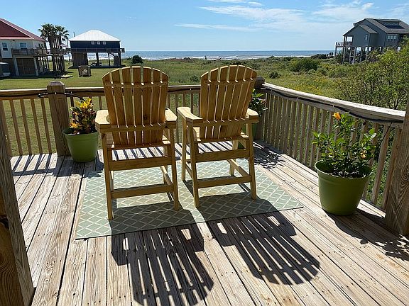 4th image of 995 Bolivar Dunes Blvd