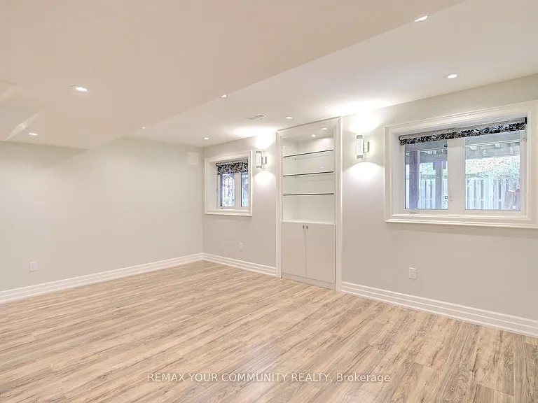 89 Maple Valley Rd — Photo 40