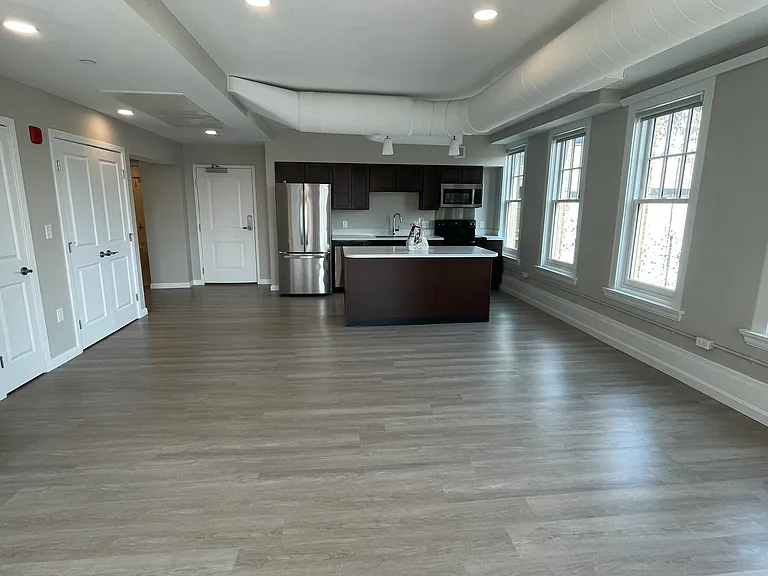 Chatham Lofts — Photo 45