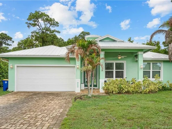 5608 SE 44th Ave, Stuart, FL 34997