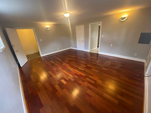 2nd image of 337 N Rosa Parks Way #337