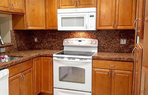 2nd image of 3348 NW 85th Ave